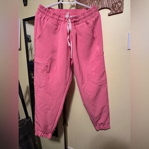 Luuna ASTRA 11-POCKET SCRUB JOGGER bubblegum pink size XL petite length.